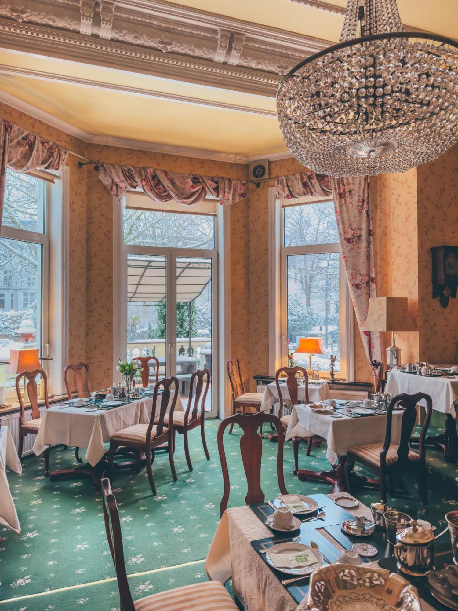Hotel Mittelweg Hamburg Bagian luar foto
